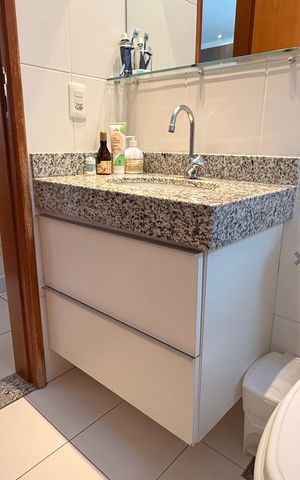 Apartamento à venda com 64m², 2 quartos e 1 vagaBanheiro Social