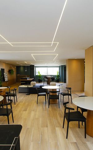 Apartamento para alugar com 55m², 2 quartos e 1 vagaÁrea comum - Salão de festas