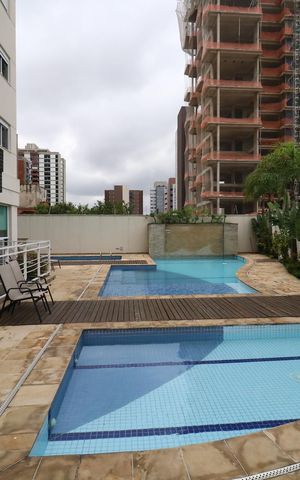 Apartamento à venda com 105m², 3 quartos e 3 vagasÁrea Comum - Piscina