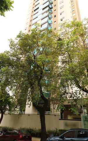 Apartamento à venda com 105m², 3 quartos e 3 vagasFachada