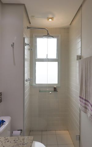 Apartamento à venda com 105m², 3 quartos e 3 vagasBanheiro da Suíte 1