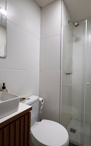 Casa de condomínio para alugar com 47m², 2 quartos e 1 vaga Casa de condomínio para alugar com 47m², 2 quartos e 1 vagaBanheiro Social