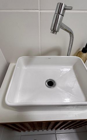 Casa de condomínio para alugar com 47m², 2 quartos e 1 vaga Casa de condomínio para alugar com 47m², 2 quartos e 1 vagaBanheiro Social
