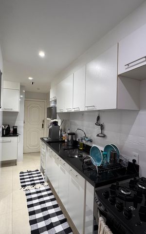 Apartamento à venda com 127m², 3 quartos e 3 vagasCozinha e Área de Serviço