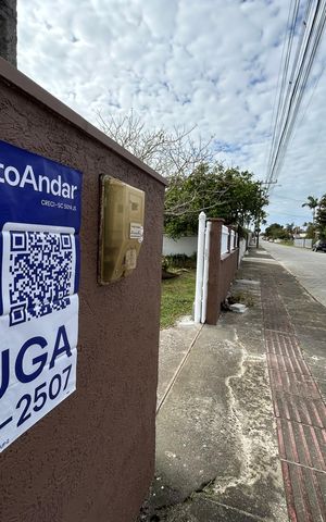 Casa para alugar com 150m², 3 quartos e 2 vagas Casa para alugar com 150m², 3 quartos e 2 vagasPlaca