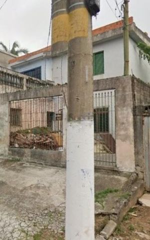 Casa à venda com 240m², 6 quartos e 3 vagas