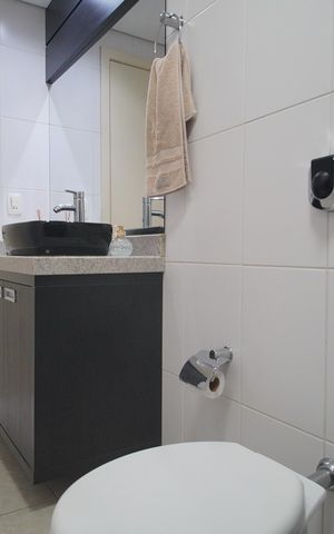Apartamento à venda com 93m², 3 quartos e 2 vagasBanheiro da Suíte