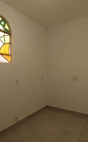 Casa de condomínio para alugar com 60m², 1 quarto e sem vagaQuarto