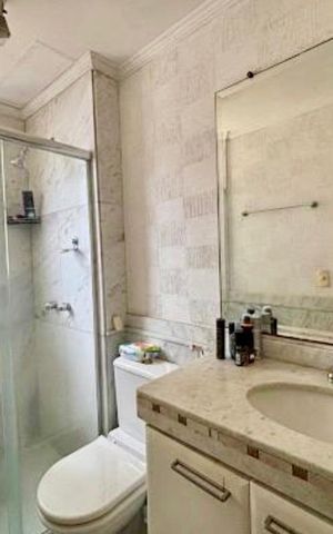 Apartamento à venda com 73m², 3 quartos e 2 vagas Apartamento à venda com 73m², 3 quartos e 2 vagasBanheiro 2