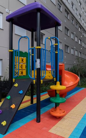 Apartamento para alugar com 40m², 2 quartos e sem vaga Apartamento para alugar com 40m², 2 quartos e sem vagaÁrea Comum - Playground