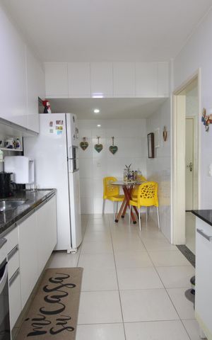Apartamento à venda com 71m², 2 quartos e 1 vagaCozinha