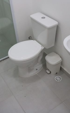 Apartamento para alugar com 38m², 2 quartos e sem vagaBanheiro