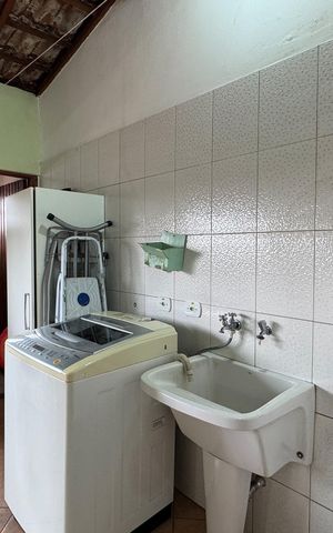 Casa à venda com 180m², 3 quartos e 2 vagas Casa à venda com 180m², 3 quartos e 2 vagasÁrea de Serviço