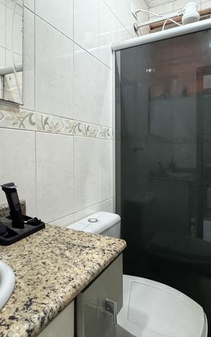 Casa à venda com 180m², 3 quartos e 2 vagas Casa à venda com 180m², 3 quartos e 2 vagasBanheiro social