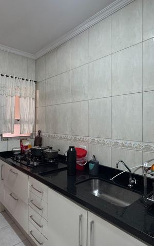 Casa à venda com 180m², 3 quartos e 2 vagas Casa à venda com 180m², 3 quartos e 2 vagasCozinha