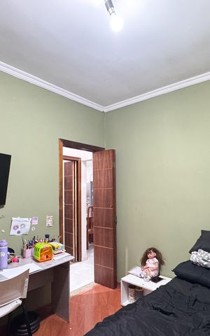 Casa à venda com 180m², 3 quartos e 2 vagas Casa à venda com 180m², 3 quartos e 2 vagasQuarto 1