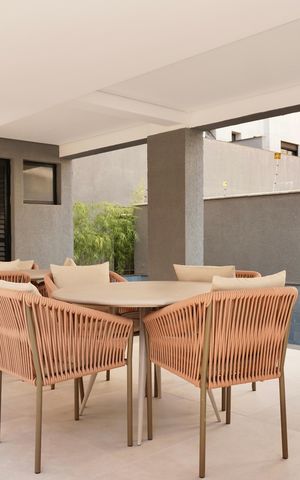 Studio à venda com 45m², 1 quarto e 1 vaga Studio à venda com 45m², 1 quarto e 1 vagaÁrea comum - Piscina