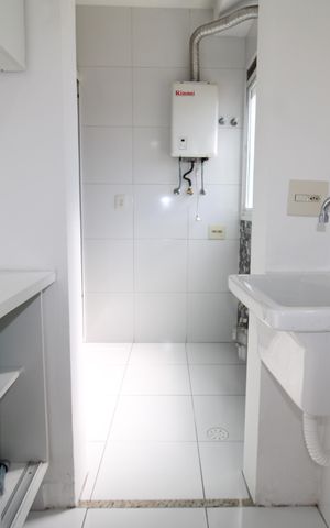 Apartamento à venda com 60m², 2 quartos e 1 vagaSala / Cozinha
