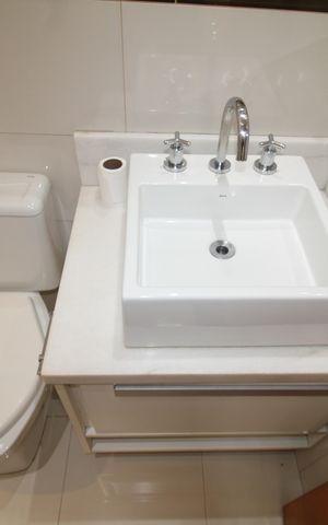 Apartamento à venda com 60m², 2 quartos e 1 vagaBanheiro 1