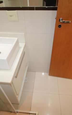 Apartamento à venda com 60m², 2 quartos e 1 vagaBanheiro 2