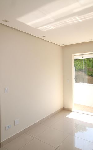 Apartamento à venda com 60m², 2 quartos e 1 vagaSala / Cozinha