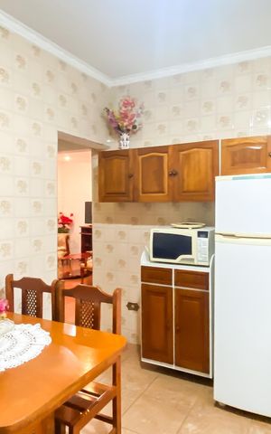 Casa à venda com 297m², 4 quartos e 4 vagas Casa à venda com 297m², 4 quartos e 4 vagasCozinha