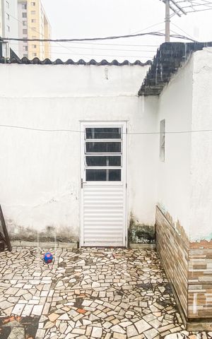 Casa à venda com 297m², 4 quartos e 4 vagas Casa à venda com 297m², 4 quartos e 4 vagasQuintal