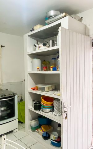 Casa à venda com 297m², 4 quartos e 4 vagas Casa à venda com 297m², 4 quartos e 4 vagasÁrea externa