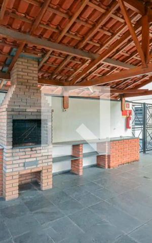 Apartamento à venda com 48m², 2 quartos e sem vaga Apartamento à venda com 48m², 2 quartos e sem vagaÁrea comum - Churrasqueira