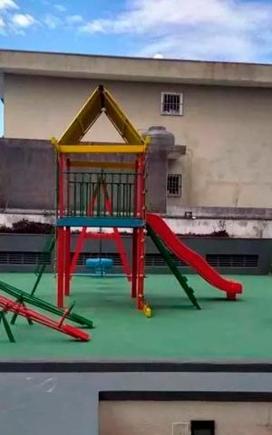 Apartamento à venda com 48m², 2 quartos e sem vaga Apartamento à venda com 48m², 2 quartos e sem vagaÁrea comum - Playground