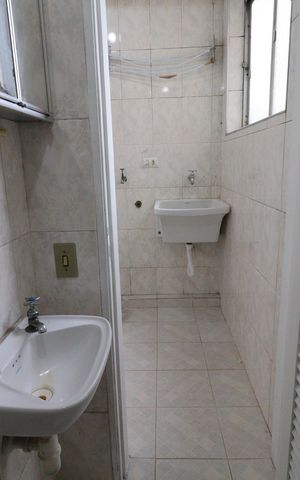 Apartamento à venda com 75m², 3 quartos e 2 vagasÁrea de Serviço - Banheiro