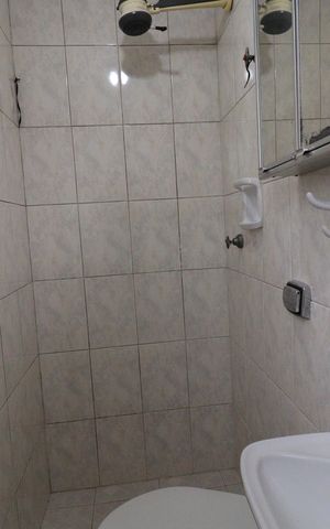 Apartamento à venda com 75m², 3 quartos e 2 vagasÁrea de Serviço - Banheiro