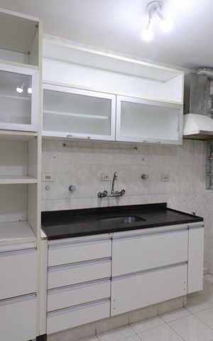 Apartamento à venda com 75m², 3 quartos e 2 vagasCozinha