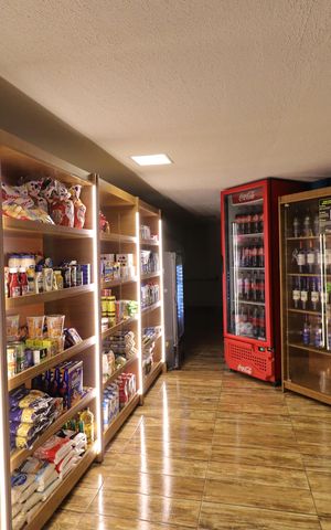 Apartamento à venda com 75m², 3 quartos e 2 vagasÁrea comum - Mercado