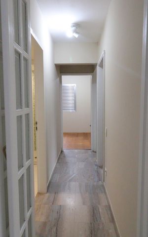 Apartamento à venda com 75m², 3 quartos e 2 vagasCorredor