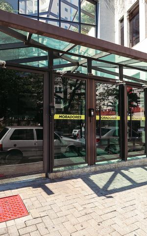 Apartamento para alugar com 80m², 2 quartos e 1 vagaFachada