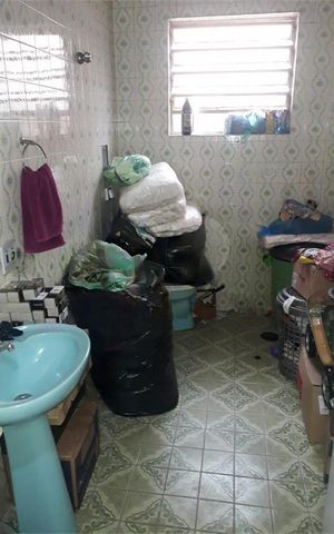 Casa à venda com 240m², 3 quartos e 1 vaga
