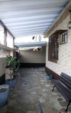 Casa para alugar com 80m², 2 quartos e 1 vagaGaragem e Quintal