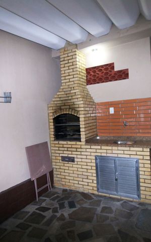 Casa para alugar com 80m², 2 quartos e 1 vagaÁrea gourmet