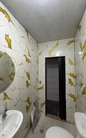 Casa para alugar com 90m², 3 quartos e 1 vaga Casa para alugar com 90m², 3 quartos e 1 vagaBanheiro Social