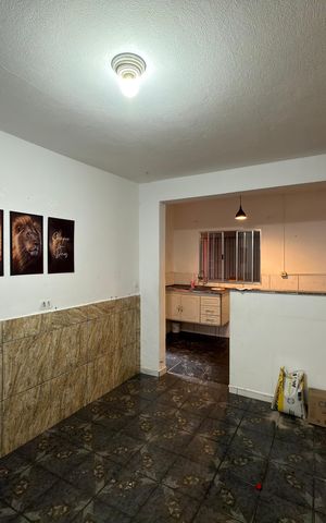 Casa para alugar com 90m², 3 quartos e 1 vaga Casa para alugar com 90m², 3 quartos e 1 vagaSala