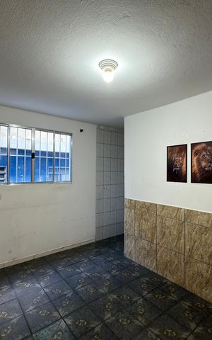 Casa para alugar com 90m², 3 quartos e 1 vaga Casa para alugar com 90m², 3 quartos e 1 vagaSala