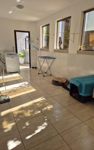 Casa para alugar com 320m², 3 quartos e 3 vagas Casa para alugar com 320m², 3 quartos e 3 vagasÁrea de serviço
