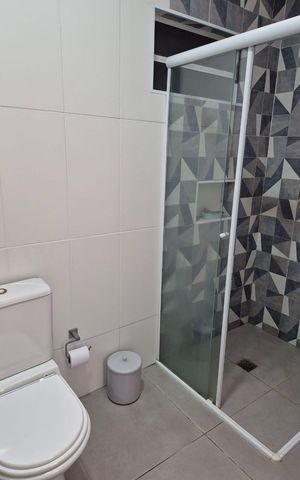 Casa para alugar com 320m², 3 quartos e 3 vagas Casa para alugar com 320m², 3 quartos e 3 vagasBanheiro