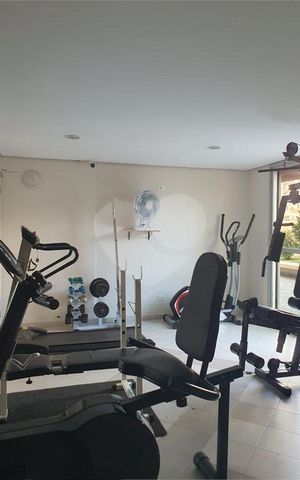 Apartamento à venda com 42m², 1 quarto e 1 vaga
