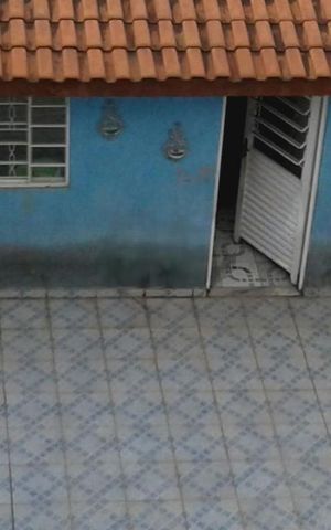 Casa à venda com 260m², 6 quartos e 4 vagas