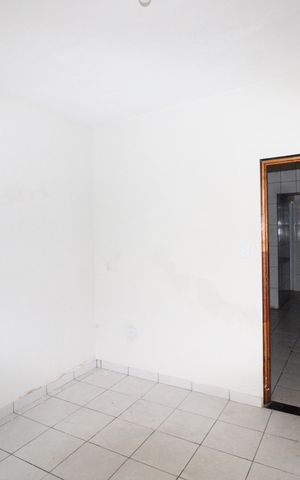Casa para alugar com 80m², 1 quarto e sem vagaSala/Quarto