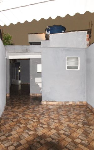 Casa para alugar com 80m², 1 quarto e sem vagaQuintal