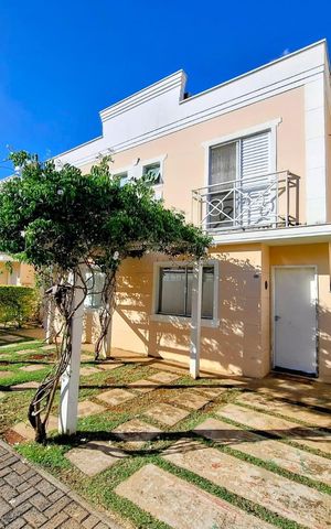 Casa de condomínio à venda com 78m², 3 quartos e 2 vagas Casa de condomínio à venda com 78m², 3 quartos e 2 vagasFachada
