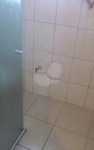 Casa à venda com 250m², 3 quartos e 1 vaga